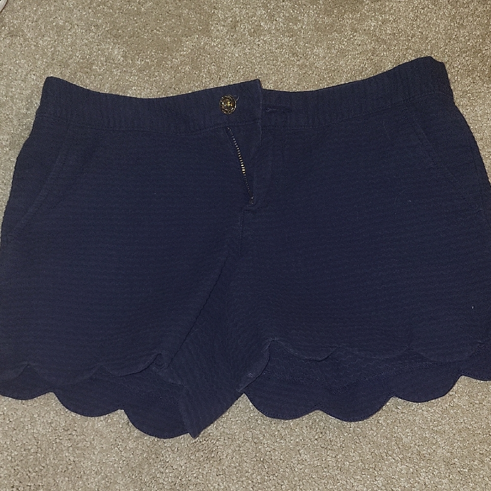 Navy Scalloped Hem Women Shorts